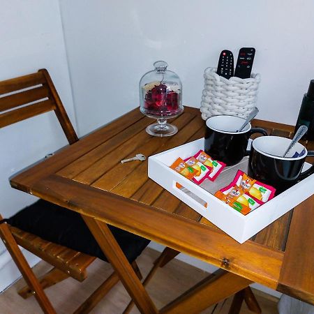 L'Essentiel - Tout Inclus ! Petit Dejeuner, Canal Plus, Netflix, Literie, Serviettes Rouen Esterno foto