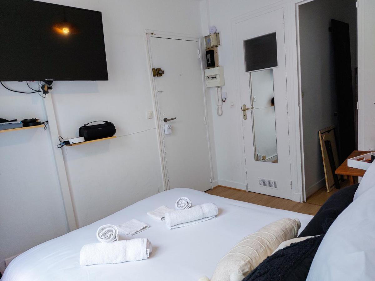 L'Essentiel - Tout Inclus ! Petit Dejeuner, Canal Plus, Netflix, Literie, Serviettes Rouen Esterno foto