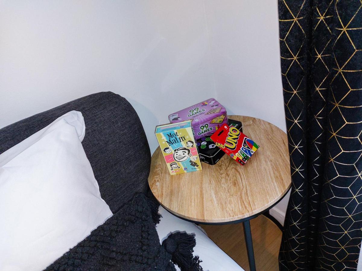 L'Essentiel - Tout Inclus ! Petit Dejeuner, Canal Plus, Netflix, Literie, Serviettes Rouen Esterno foto